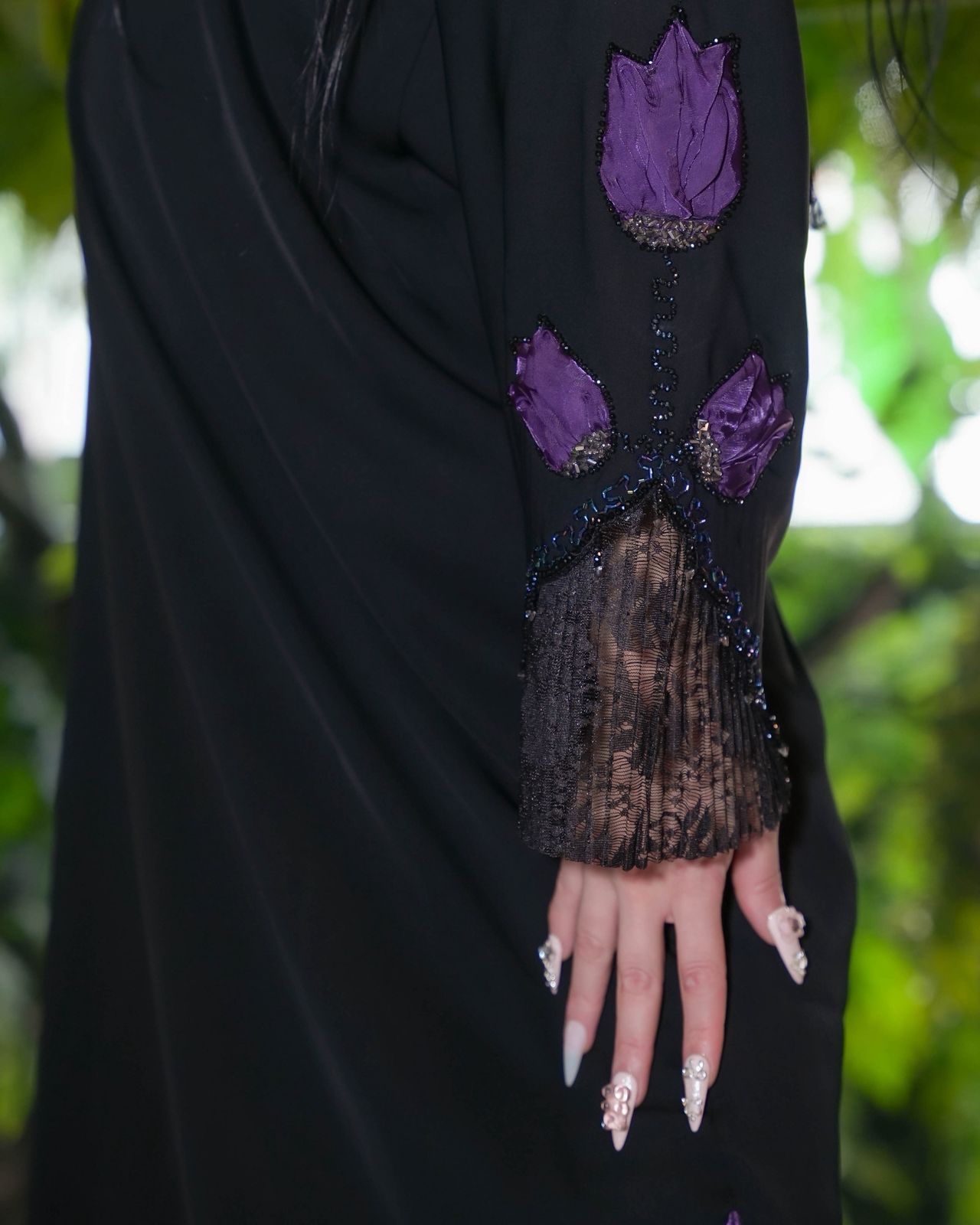 Midnight Grace Abaya – Wonder Forever